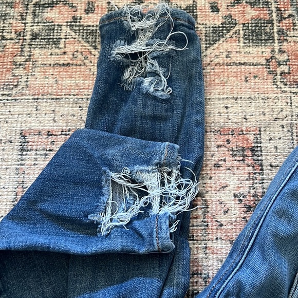 American Eagle Outfitter medium wash Jeans - Picture 5 of 8